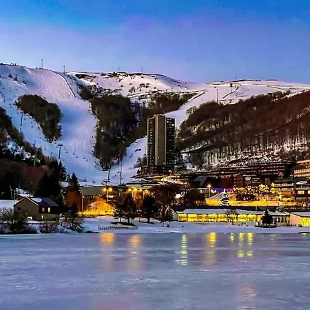Authentique Vue Sur Le Et Les Pistes Chalet